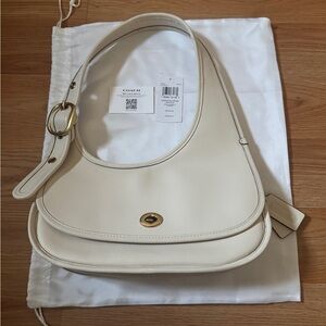 Coach Cashin Crescent Shoulder Bag